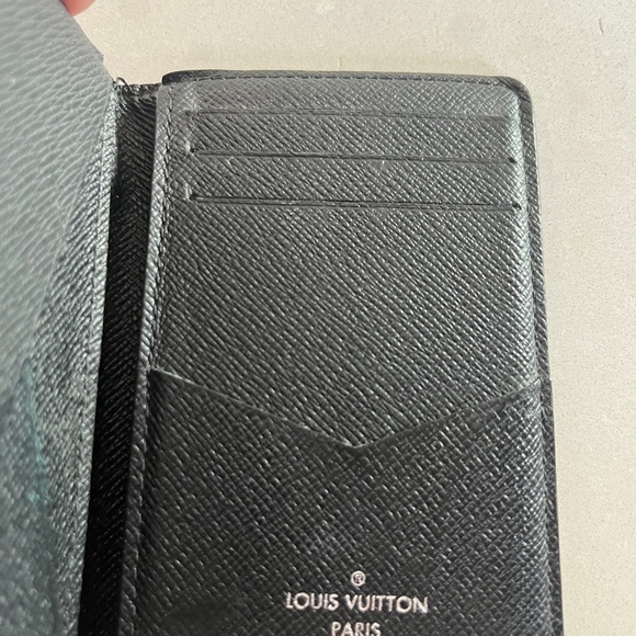 Louis Vuitton Card Holder/Wallet - Picture 4 of 5